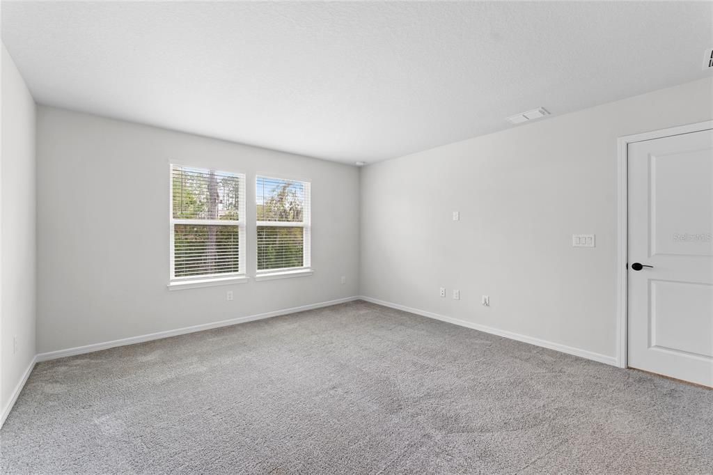 For Rent: $2,500 (3 beds, 2 baths, 1822 Square Feet)