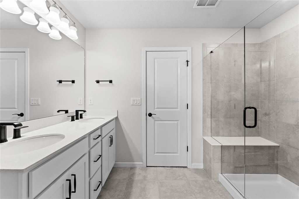 For Rent: $2,500 (3 beds, 2 baths, 1822 Square Feet)