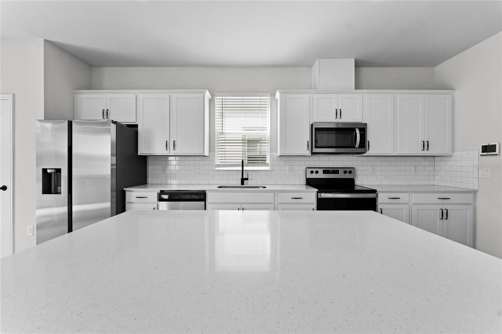 For Rent: $2,500 (3 beds, 2 baths, 1822 Square Feet)