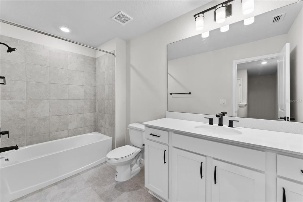 For Rent: $2,500 (3 beds, 2 baths, 1822 Square Feet)