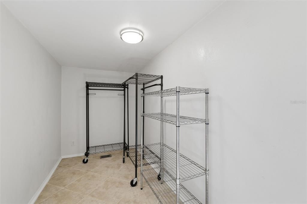 Active With Contract: $262,000 (3 beds, 2 baths, 1520 Square Feet)