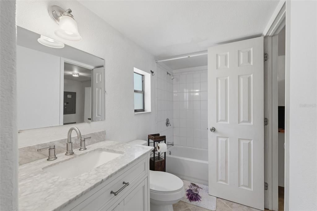 Active With Contract: $262,000 (3 beds, 2 baths, 1520 Square Feet)