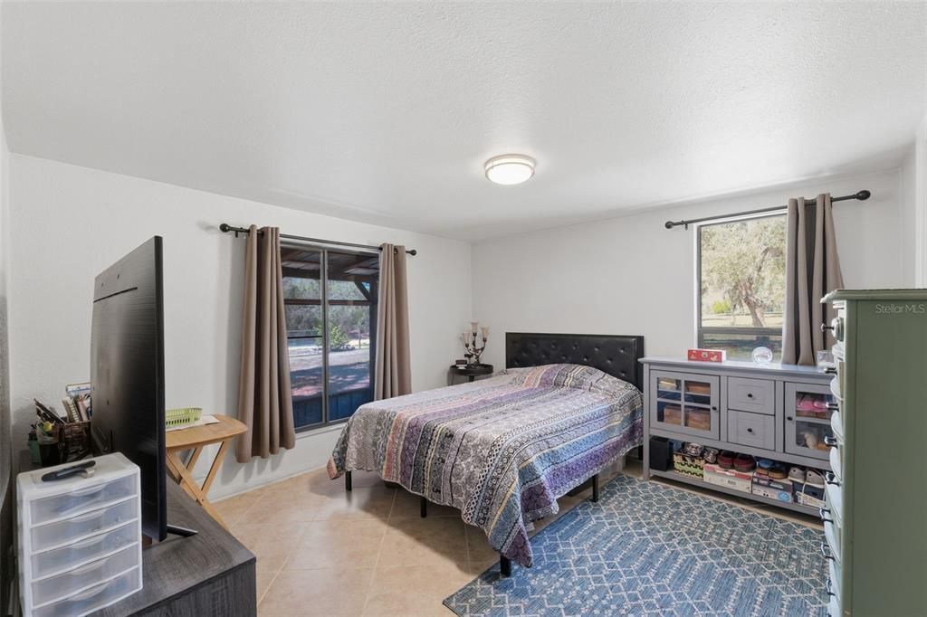 Active With Contract: $262,000 (3 beds, 2 baths, 1520 Square Feet)