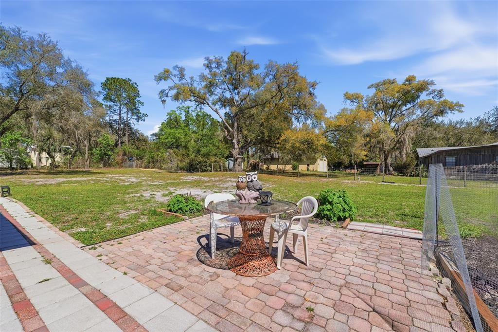 Active With Contract: $262,000 (3 beds, 2 baths, 1520 Square Feet)