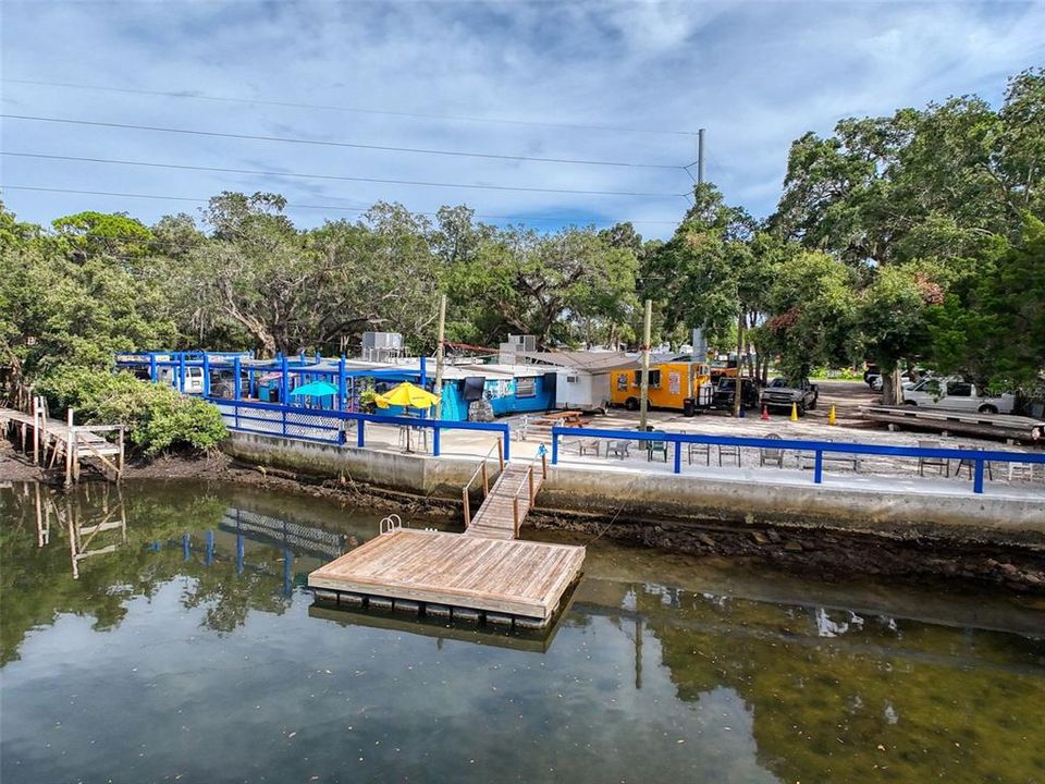 На продажу: $329,000 (0.25 acres)