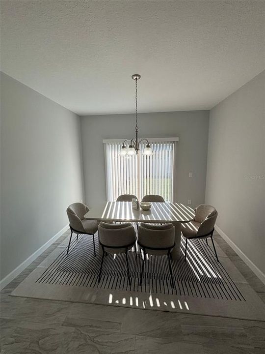 For Rent: $1,875 (3 beds, 2 baths, 1304 Square Feet)