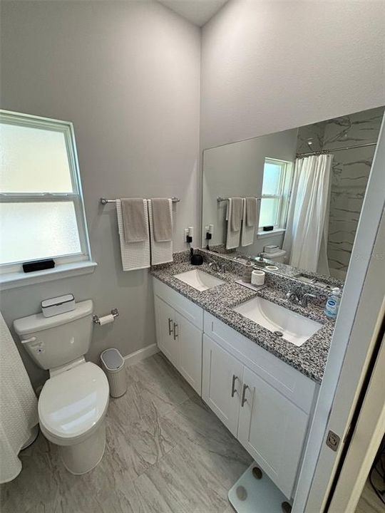 For Rent: $1,875 (3 beds, 2 baths, 1304 Square Feet)