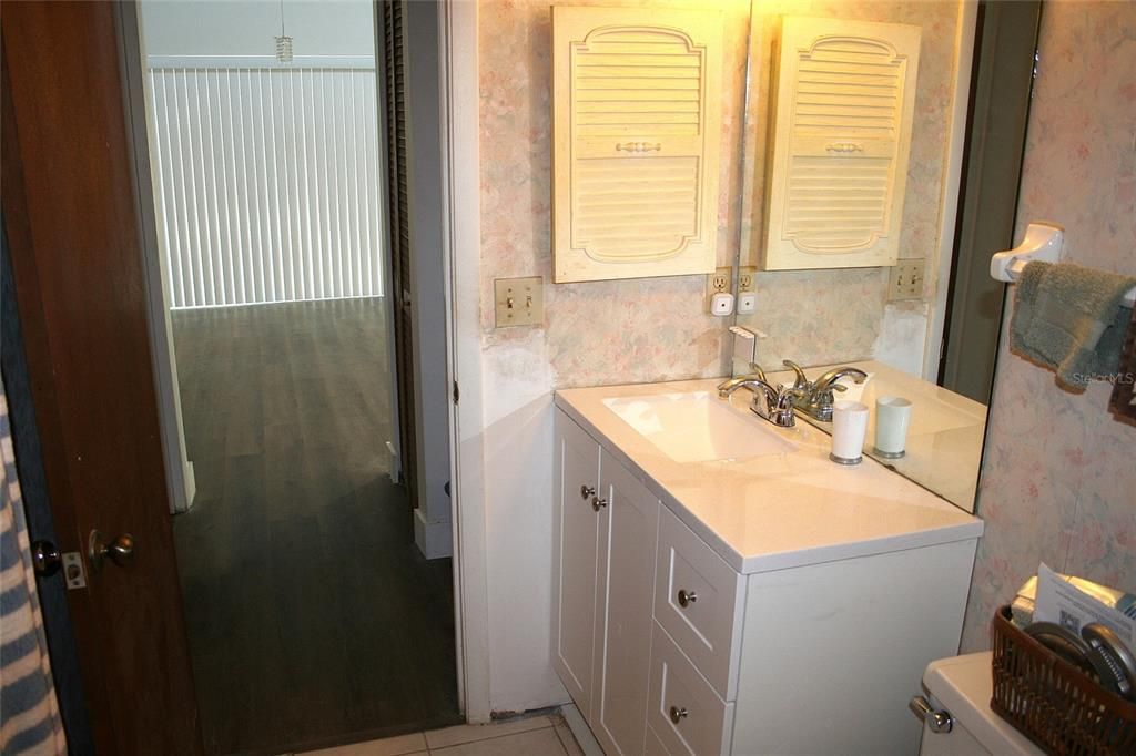 Activo con contrato: $220,000 (2 camas, 1 baños, 854 Pies cuadrados)