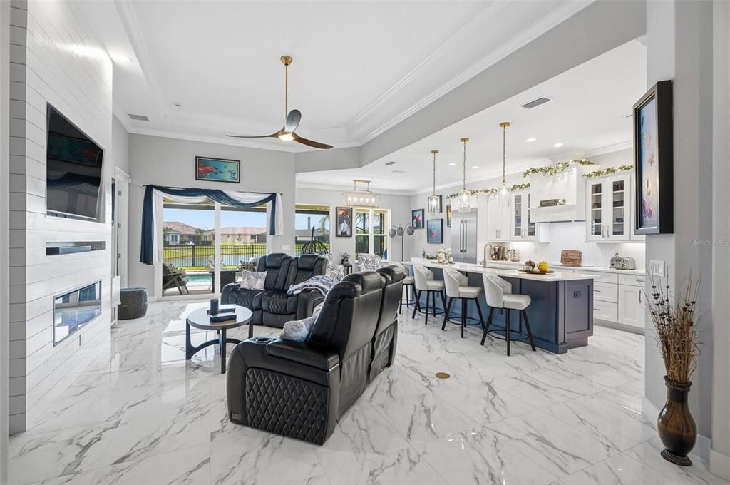 En Venta: $849,000 (4 camas, 2 baños, 2207 Pies cuadrados)