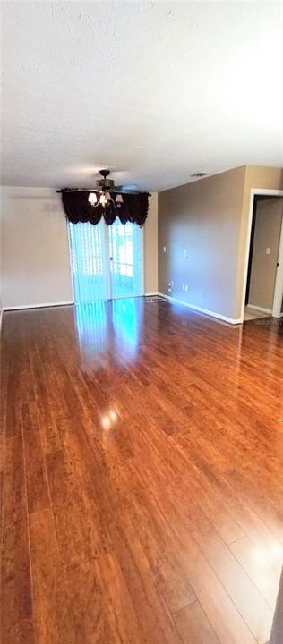 En Venta: $152,000 (2 camas, 1 baños, 794 Pies cuadrados)