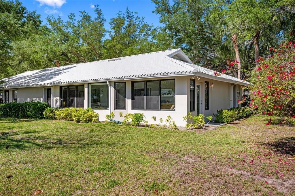 Activo con contrato: $239,500 (2 camas, 2 baños, 1684 Pies cuadrados)