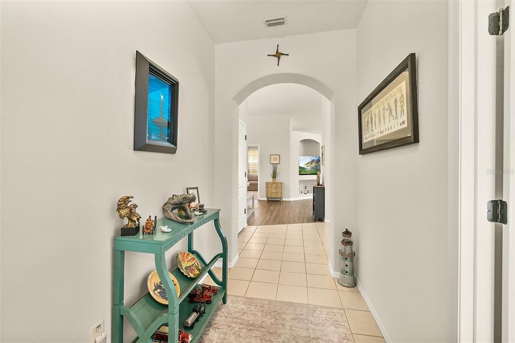 待售: $299,000 (3 贝兹, 2 浴室, 1369 平方英尺)