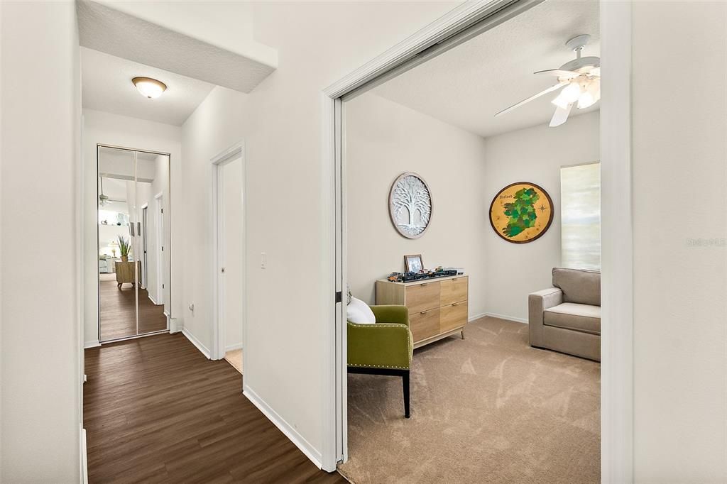 待售: $299,000 (3 贝兹, 2 浴室, 1369 平方英尺)