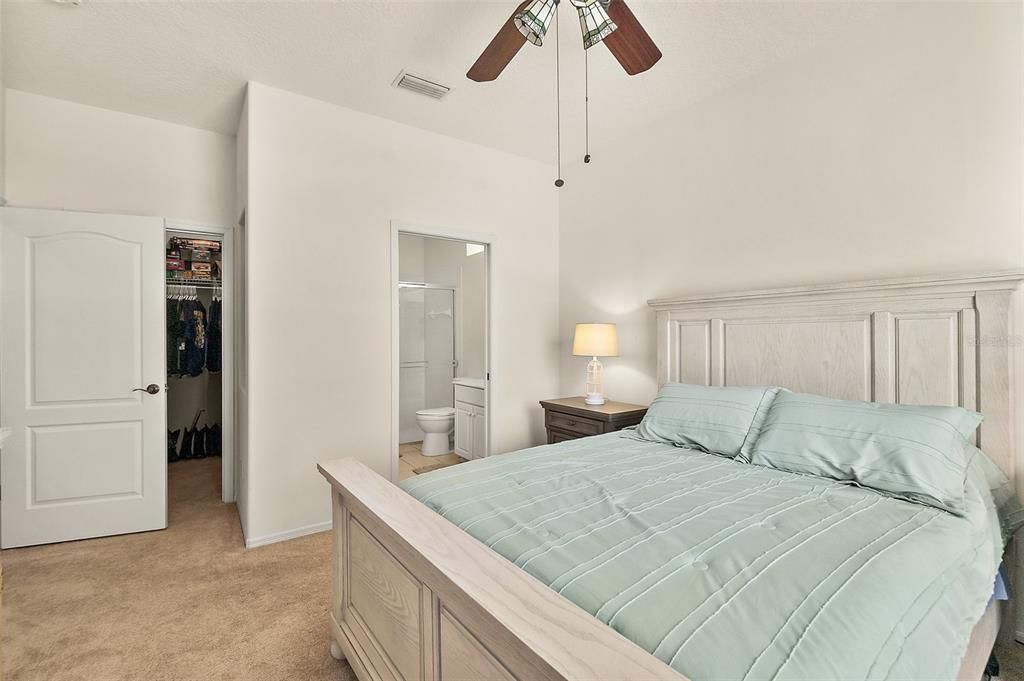 待售: $299,000 (3 贝兹, 2 浴室, 1369 平方英尺)