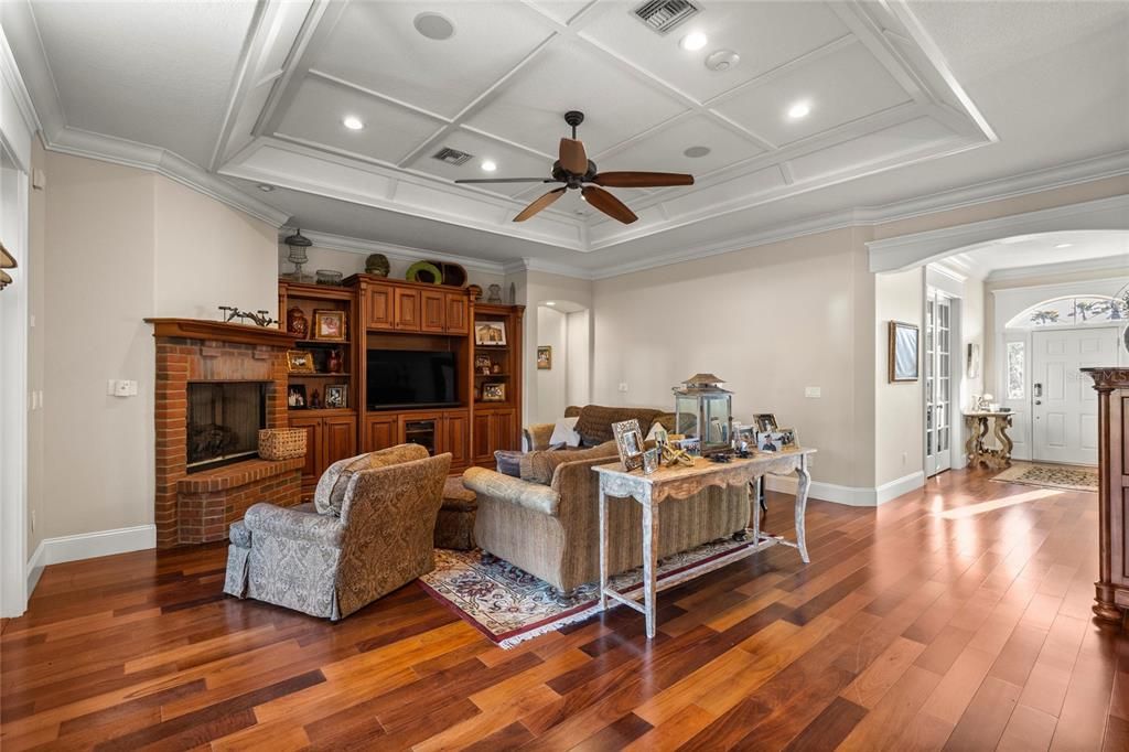 En Venta: $1,575,000 (4 camas, 4 baños, 4158 Pies cuadrados)