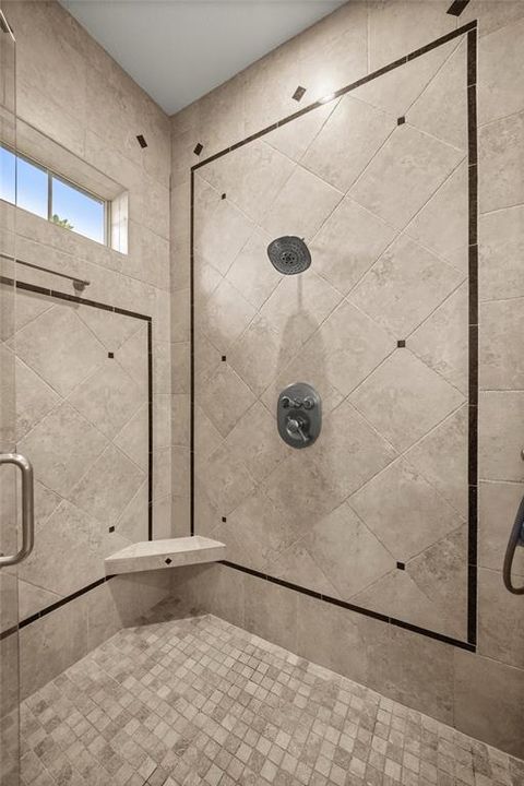 En Venta: $1,575,000 (4 camas, 4 baños, 4158 Pies cuadrados)