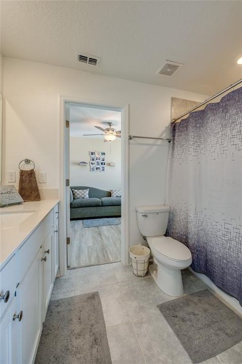 For Sale: $379,900 (4 beds, 3 baths, 1918 Square Feet)