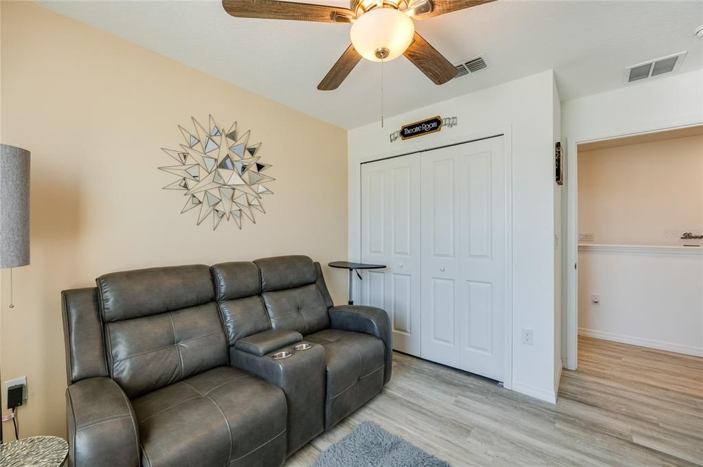 For Sale: $379,900 (4 beds, 3 baths, 1918 Square Feet)