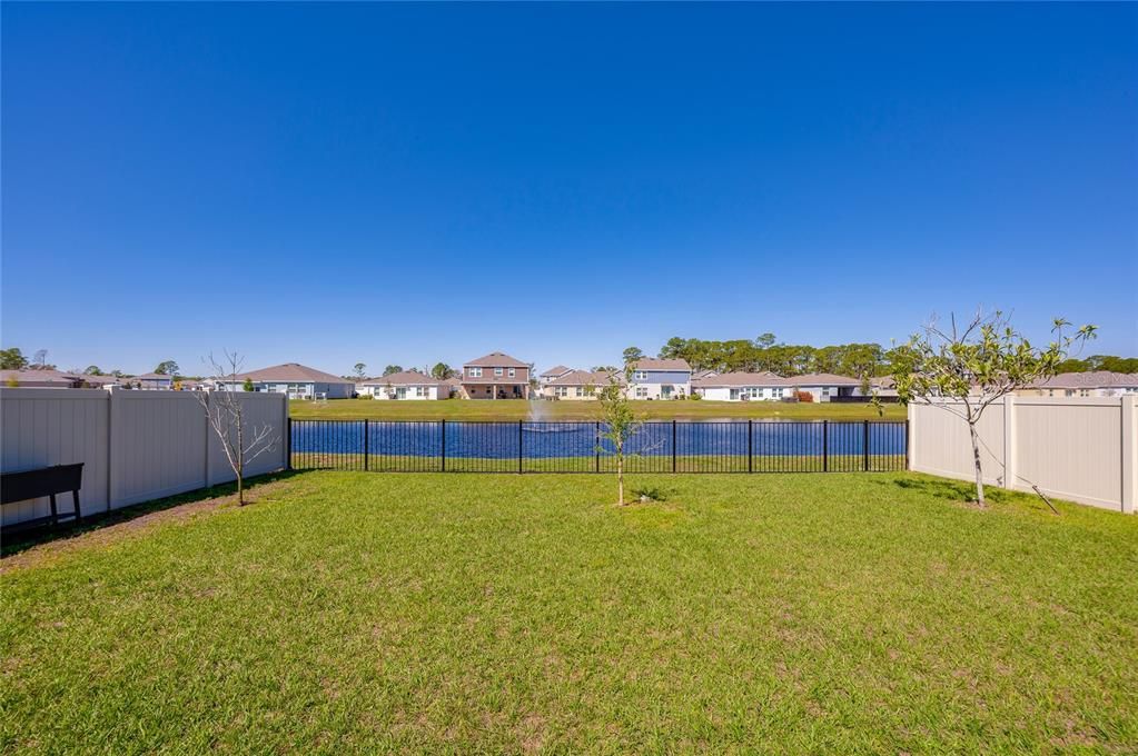 For Sale: $379,900 (4 beds, 3 baths, 1918 Square Feet)