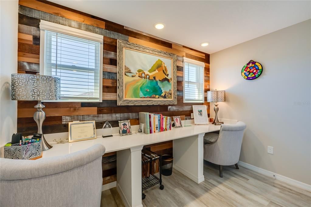 For Sale: $379,900 (4 beds, 3 baths, 1918 Square Feet)