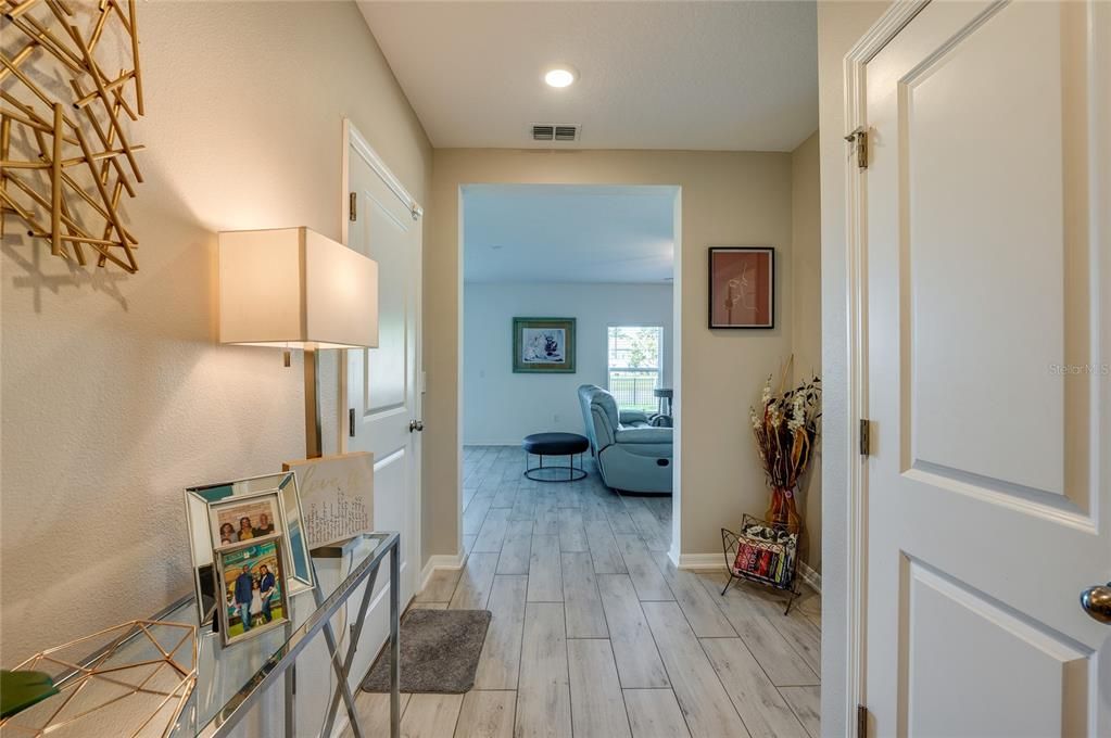 For Sale: $379,900 (4 beds, 3 baths, 1918 Square Feet)