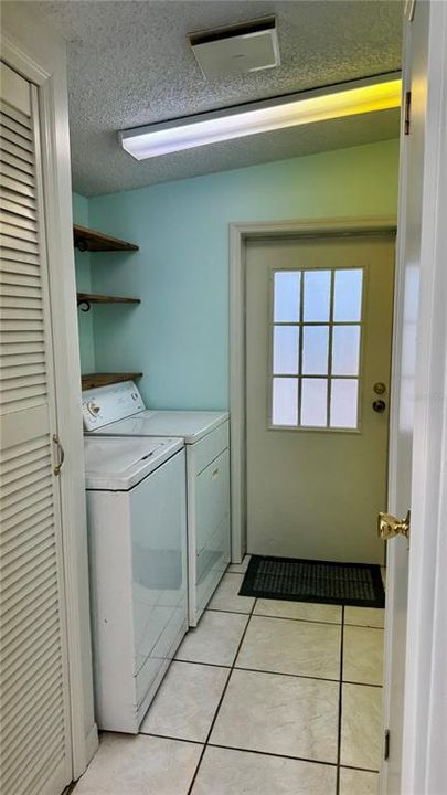 En Venta: $339,900 (3 camas, 2 baños, 1620 Pies cuadrados)