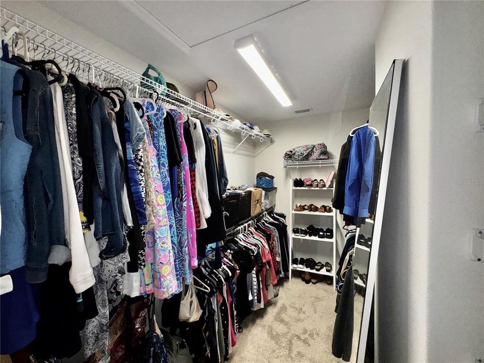 For Rent: $2,200 (3 beds, 2 baths, 1699 Square Feet)