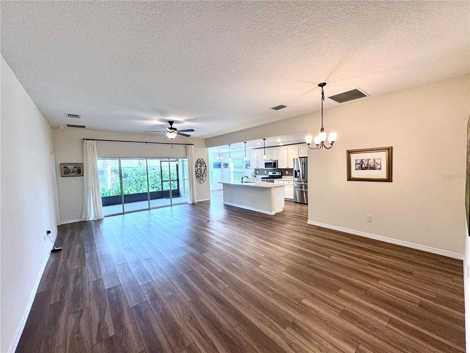 For Rent: $2,200 (3 beds, 2 baths, 1699 Square Feet)