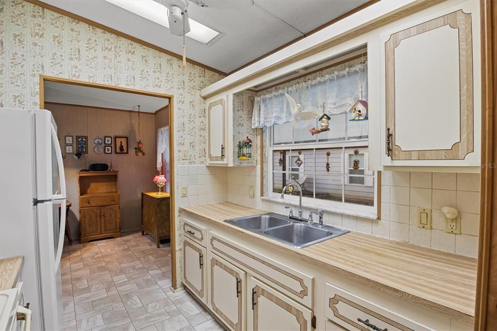 На продажу: $132,500 (3 спален, 2 ванн, 1320 Квадратных фут)