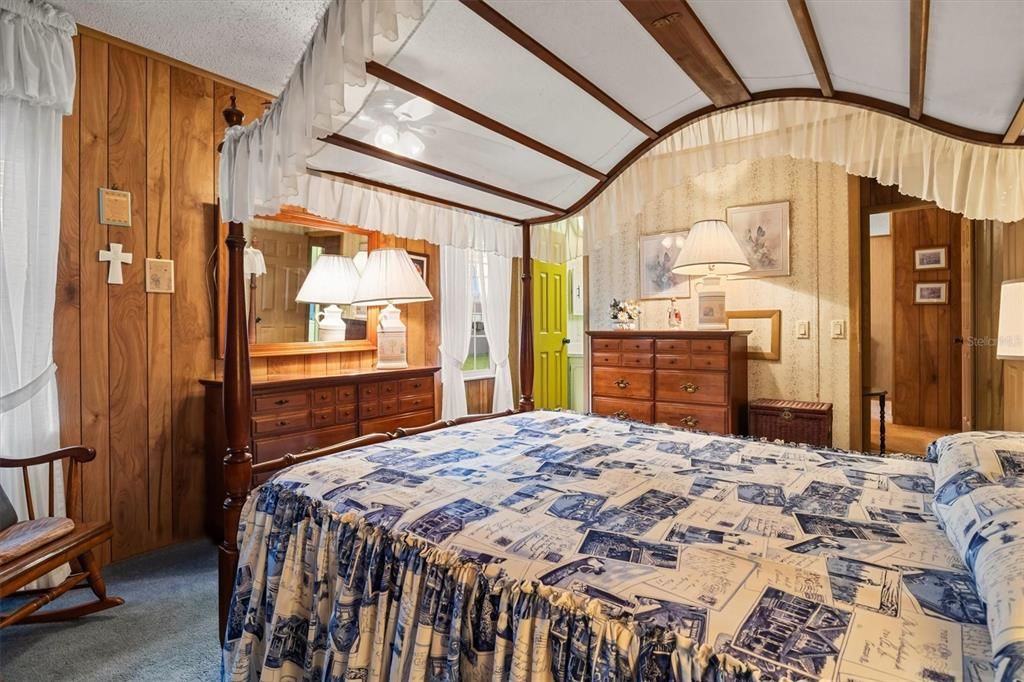 На продажу: $132,500 (3 спален, 2 ванн, 1320 Квадратных фут)