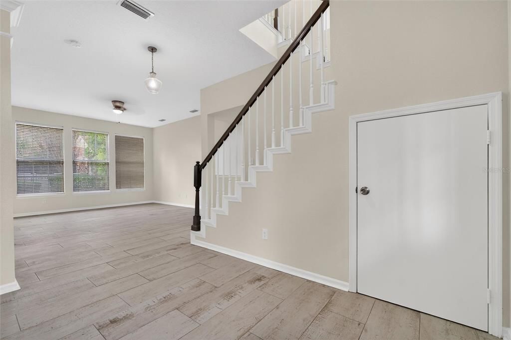 For Sale: $635,000 (3 beds, 2 baths, 1636 Square Feet)