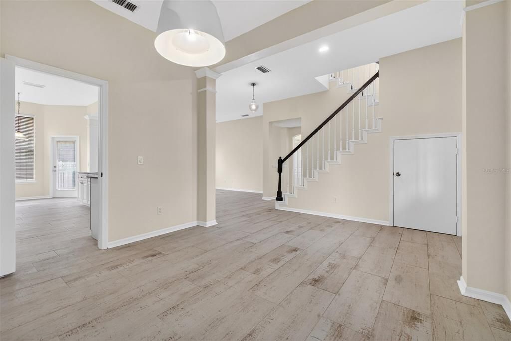For Sale: $635,000 (3 beds, 2 baths, 1636 Square Feet)
