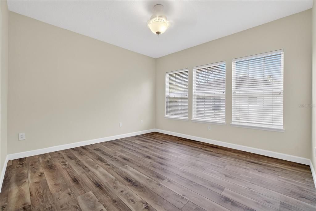 For Sale: $635,000 (3 beds, 2 baths, 1636 Square Feet)