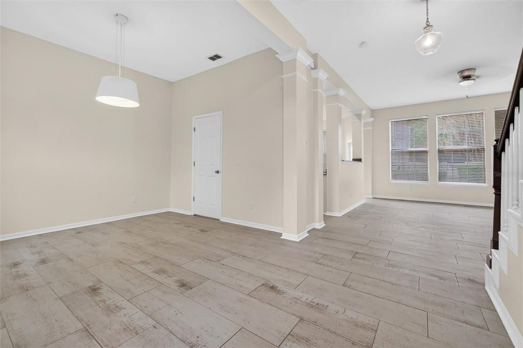 For Sale: $635,000 (3 beds, 2 baths, 1636 Square Feet)