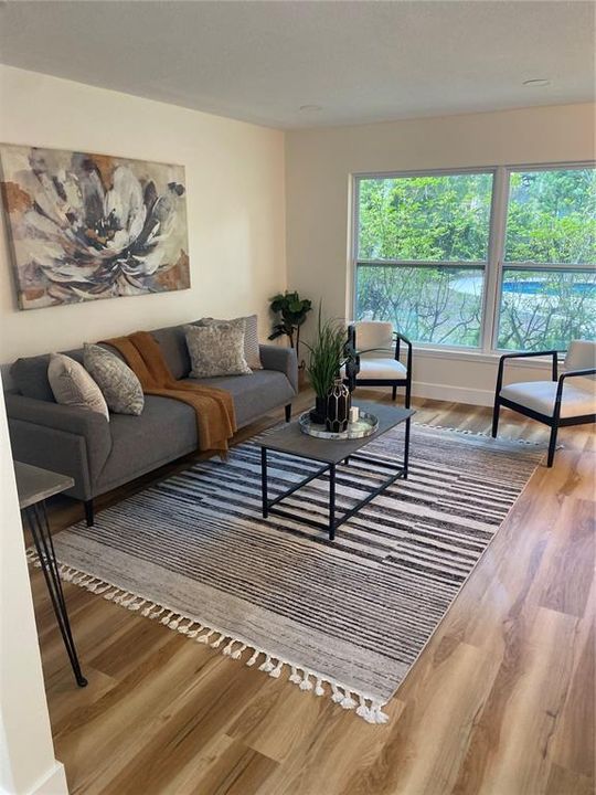 Activo con contrato: $339,900 (3 camas, 2 baños, 1053 Pies cuadrados)