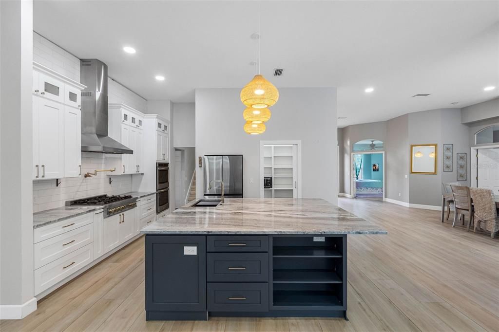 For Sale: $849,000 (4 beds, 3 baths, 3526 Square Feet)