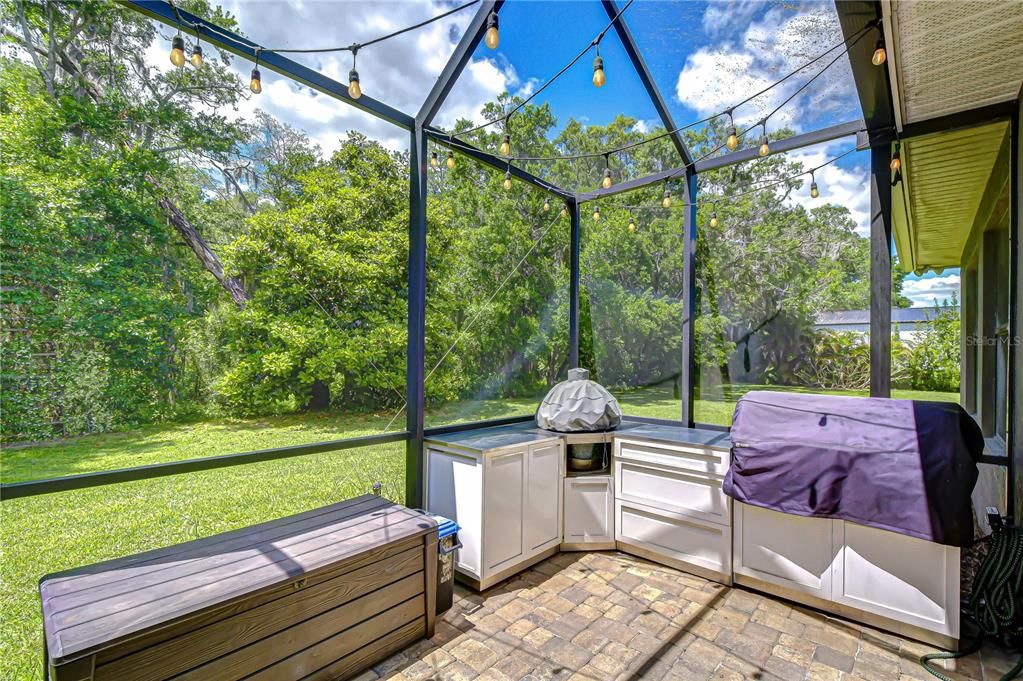Activo con contrato: $1,265,000 (6 camas, 4 baños, 3718 Pies cuadrados)
