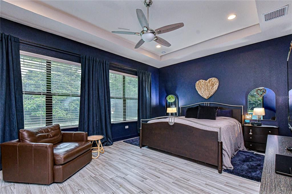 Activo con contrato: $1,265,000 (6 camas, 4 baños, 3718 Pies cuadrados)