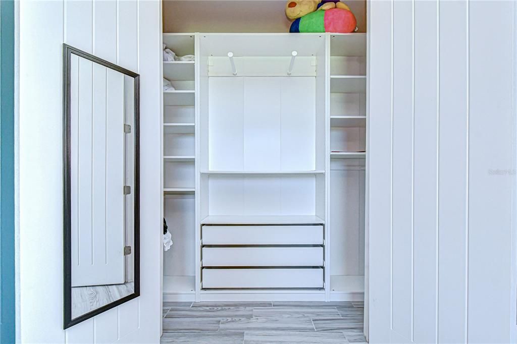 Activo con contrato: $1,265,000 (6 camas, 4 baños, 3718 Pies cuadrados)