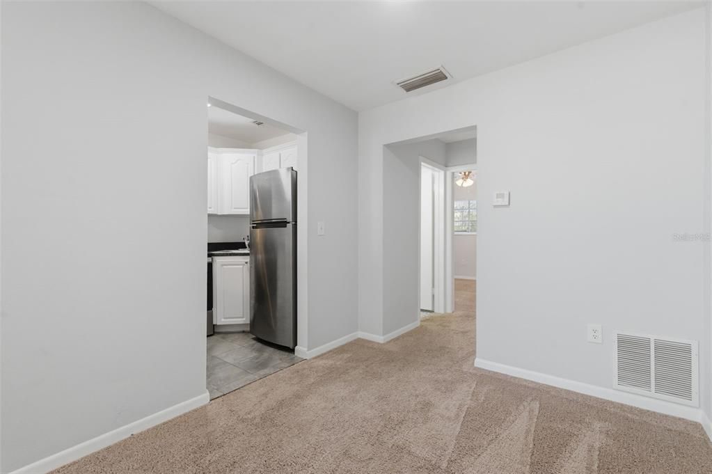 For Sale: $77,000 (1 beds, 1 baths, 640 Square Feet)