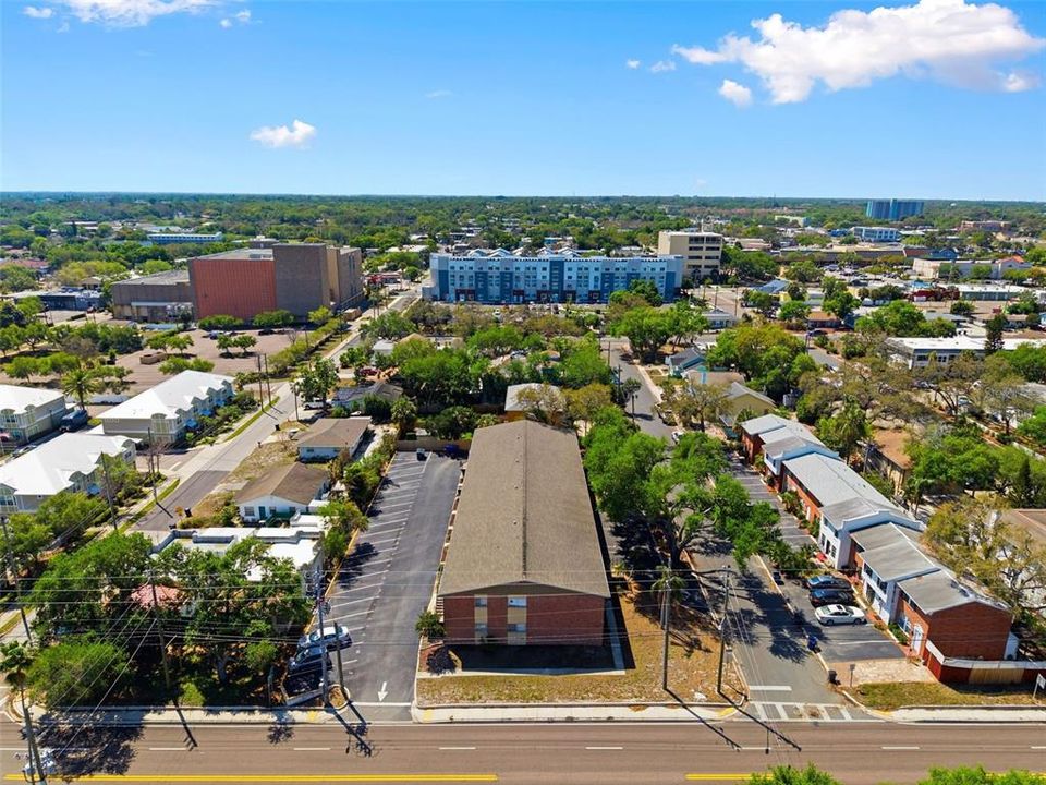 For Sale: $77,000 (1 beds, 1 baths, 640 Square Feet)