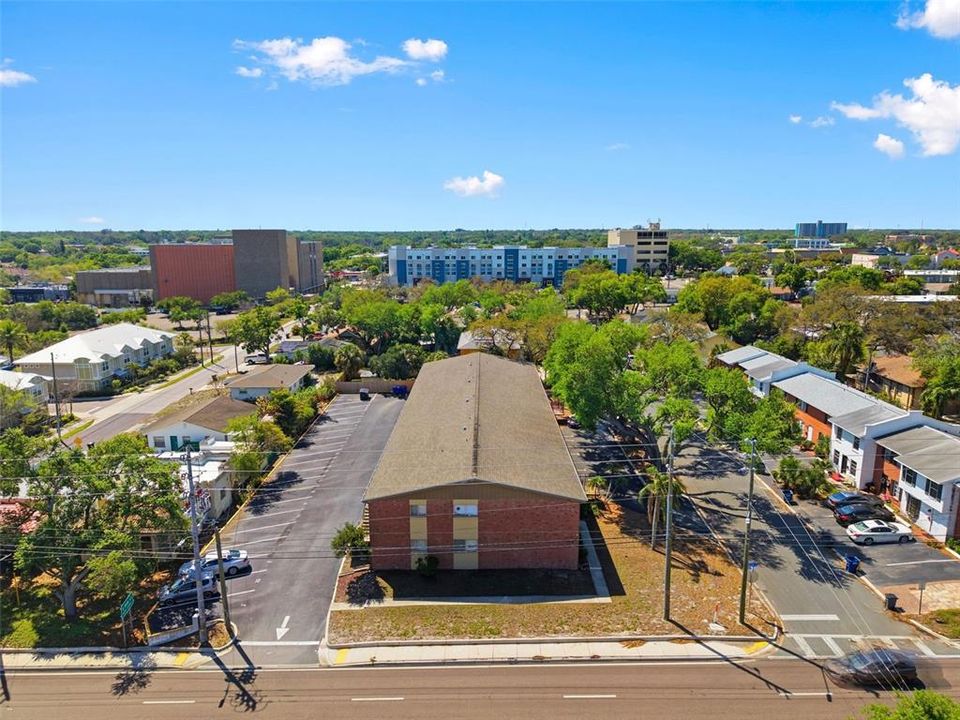 For Sale: $77,000 (1 beds, 1 baths, 640 Square Feet)