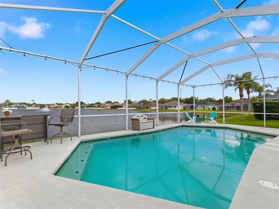 Activo con contrato: $599,900 (4 camas, 4 baños, 3078 Pies cuadrados)