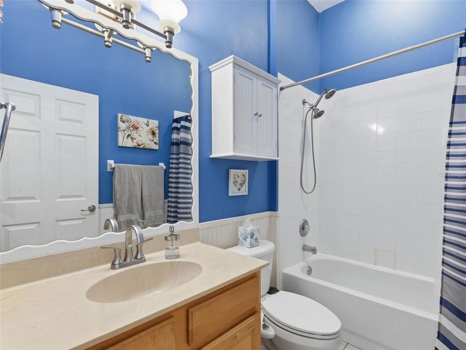 Activo con contrato: $599,900 (4 camas, 4 baños, 3078 Pies cuadrados)