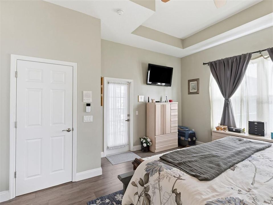 Activo con contrato: $599,900 (4 camas, 4 baños, 3078 Pies cuadrados)