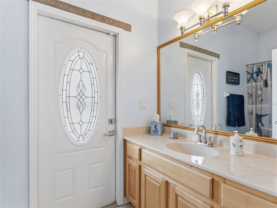 Activo con contrato: $599,900 (4 camas, 4 baños, 3078 Pies cuadrados)