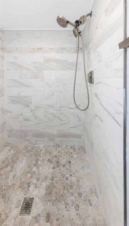 Activo con contrato: $219,000 (2 camas, 2 baños, 960 Pies cuadrados)
