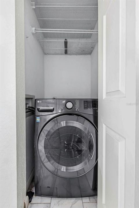 Activo con contrato: $219,000 (2 camas, 2 baños, 960 Pies cuadrados)