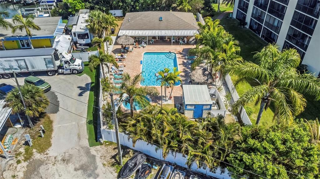 Activo con contrato: $219,000 (2 camas, 2 baños, 960 Pies cuadrados)
