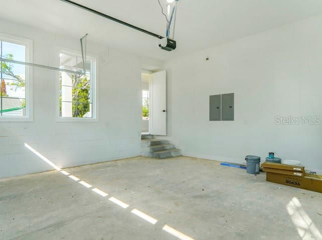 For Sale: $659,999 (4 beds, 2 baths, 1872 Square Feet)